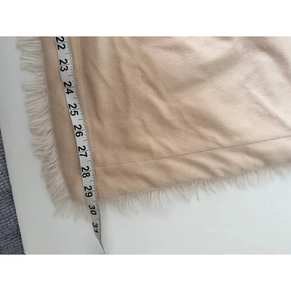 Intelligent Design Faux Fur Shaggy Sham - Excellent Condition